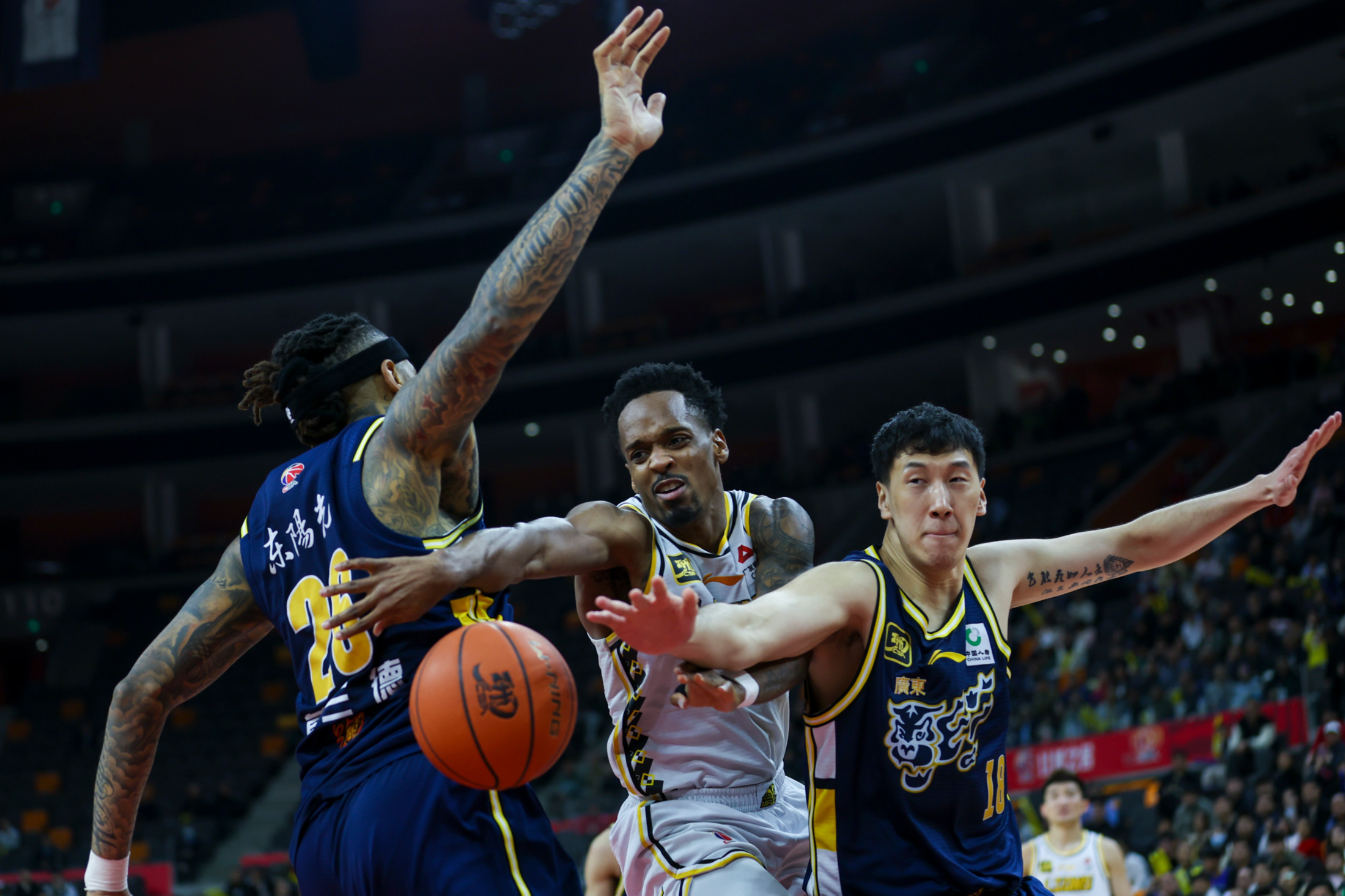 球员临危受命,出色表现挽救球队颓势的简单介绍 球员临危受命,出色表现挽救球队颓势的简单介绍