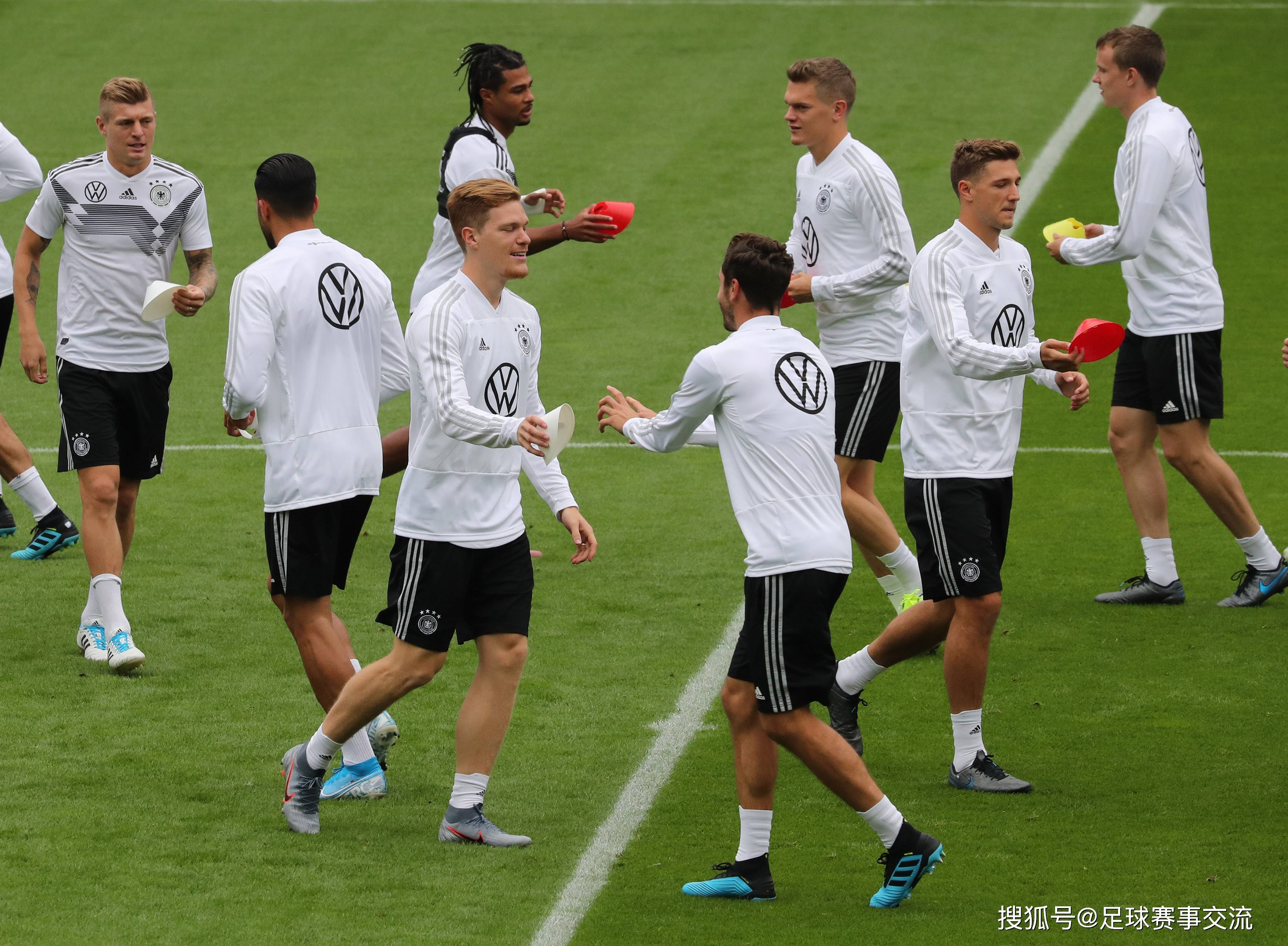 斯洛伐克主场战胜克罗地亚,小组头名之争白热化的简单介绍 斯洛伐克主场战胜克罗地亚,小组头名之争白热化的简单介绍