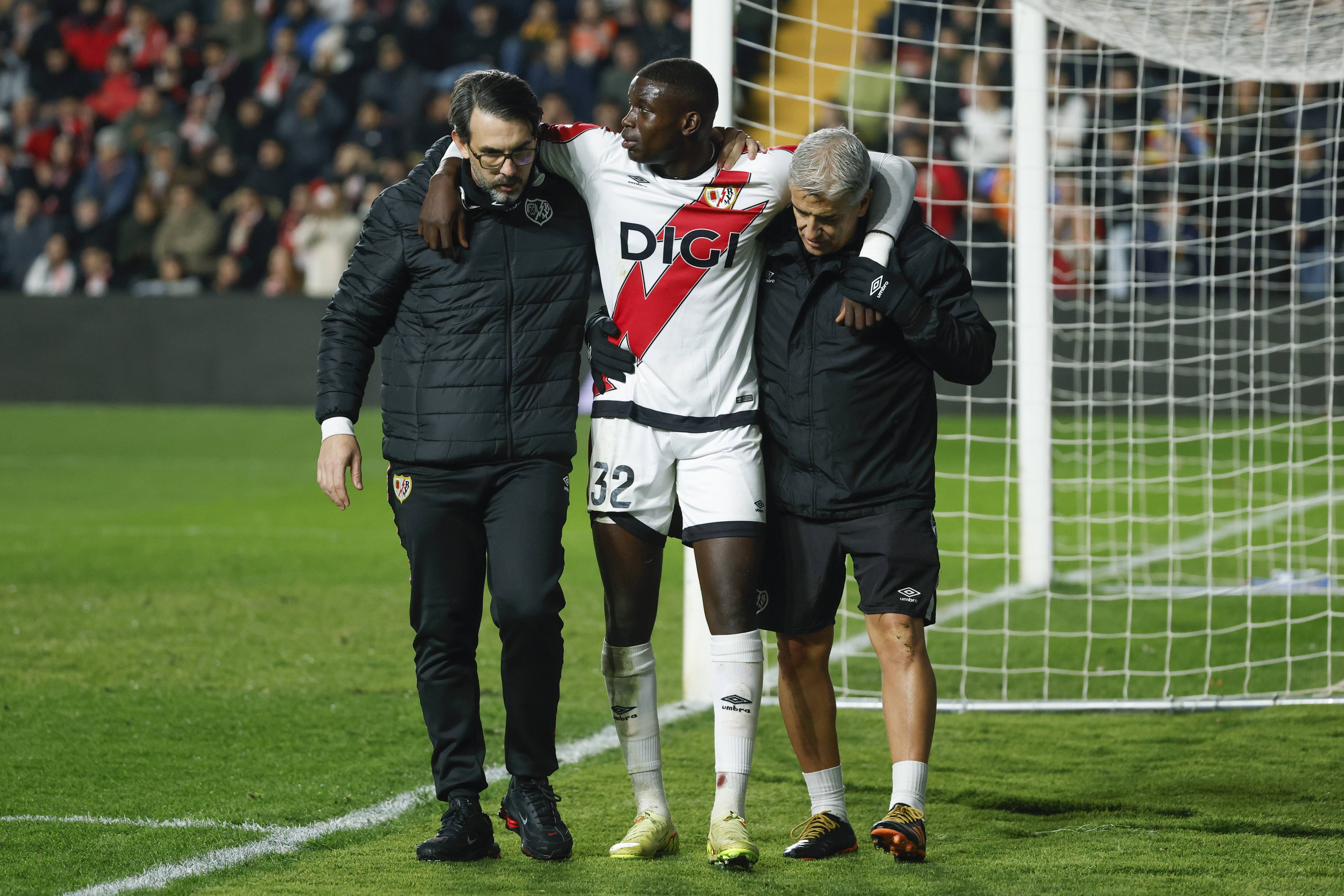 包含巴塞罗那巴列卡诺比战平红牛莱比锡的词条 包含巴塞罗那巴列卡诺比战平红牛莱比锡的词条