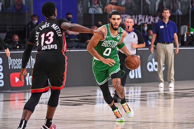 天津队翻盘山东队,塔图姆统治全场 天津队翻盘山东队,塔图姆统治全场