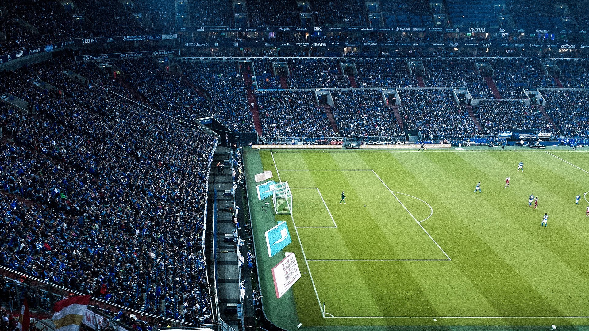 双轨燃烧的夜晚，当国家德比的灵魂，窥见北境被收割的火焰